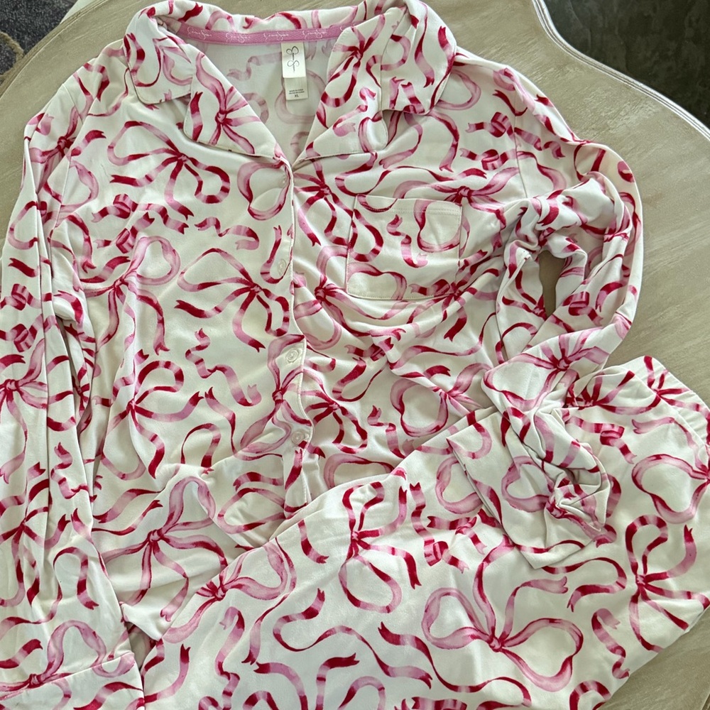 Jessica Simpson Pink Ribbon Pattern Pajama set - Picture 2 of 6